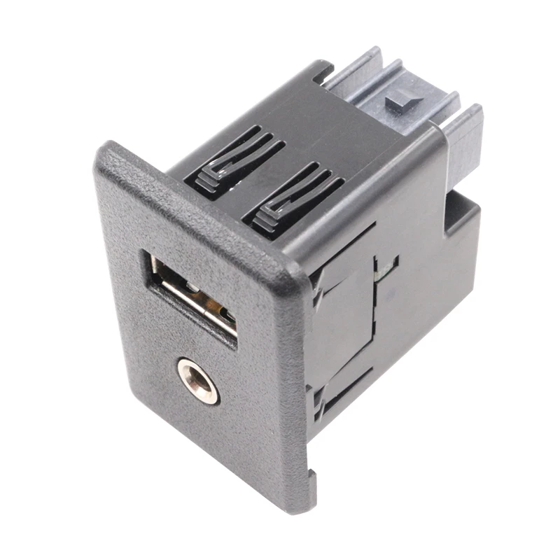 Center‑Console AUX USB Media Port Jack Socket 795405018 Audio Interface Replacement For Nissan Altima Sedan2013‑2018Car Interior