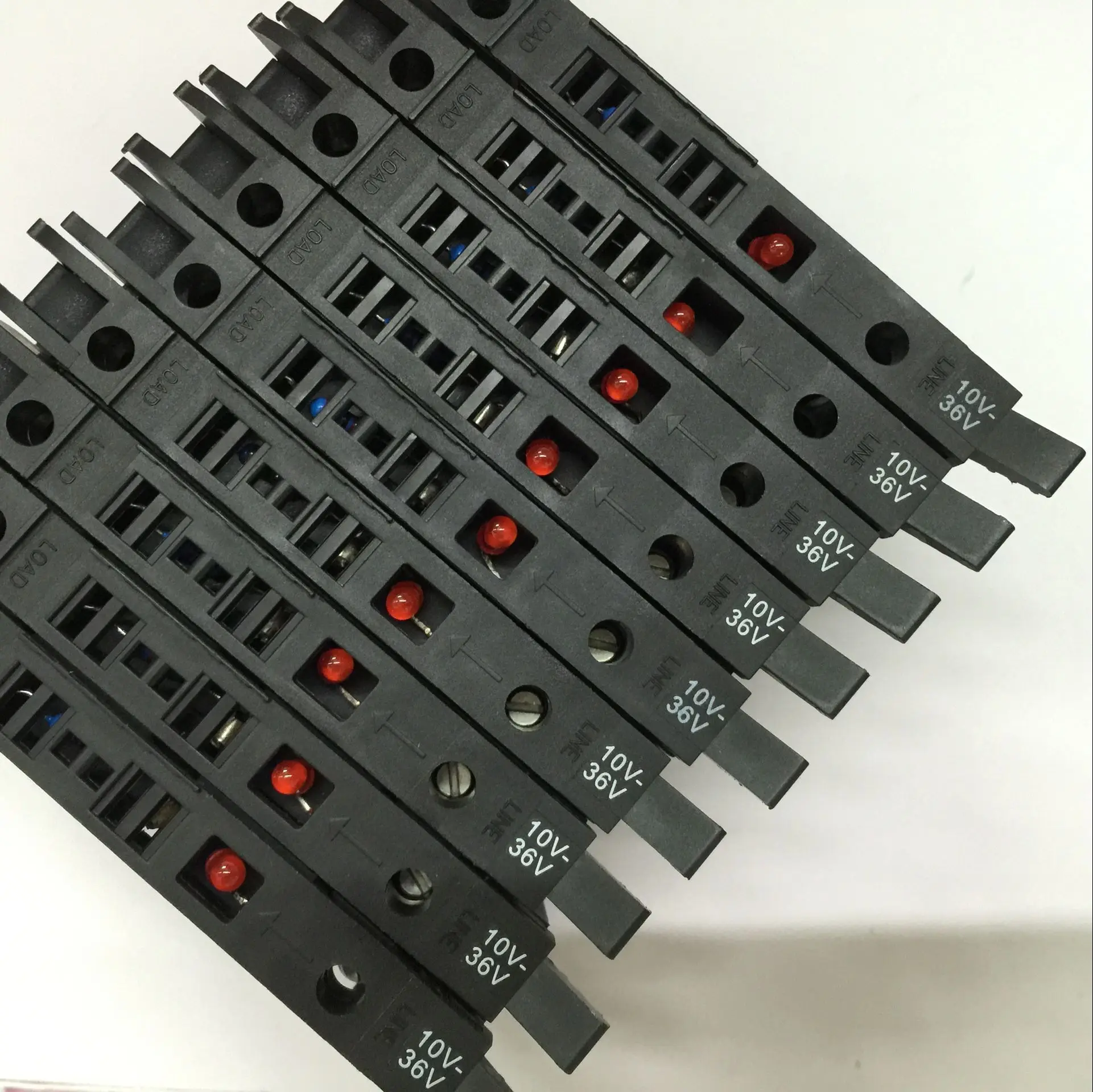 

WSI 4/2/LD 10-36V AC/DC Fuse terminal 1880410000 5pcs