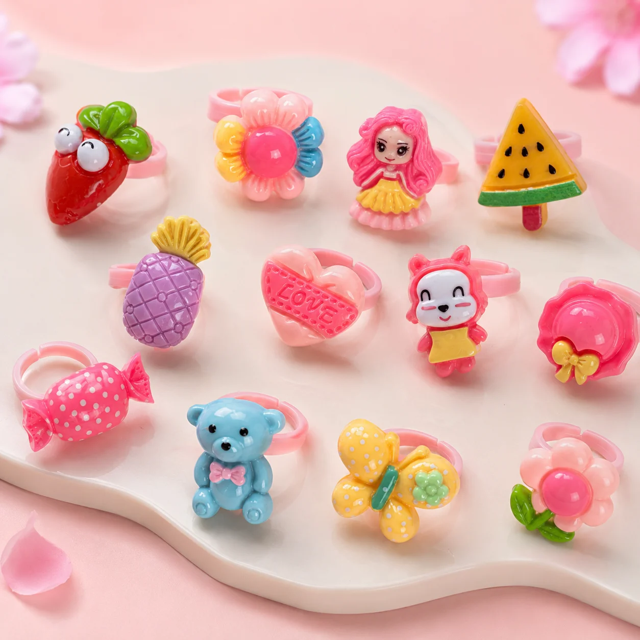 100Pcs Kids Adjustable Rings Set Cute Cartoon Resin Jewelry Mixed Patterns Wholesale for Girls Boys Birthday Party Favors