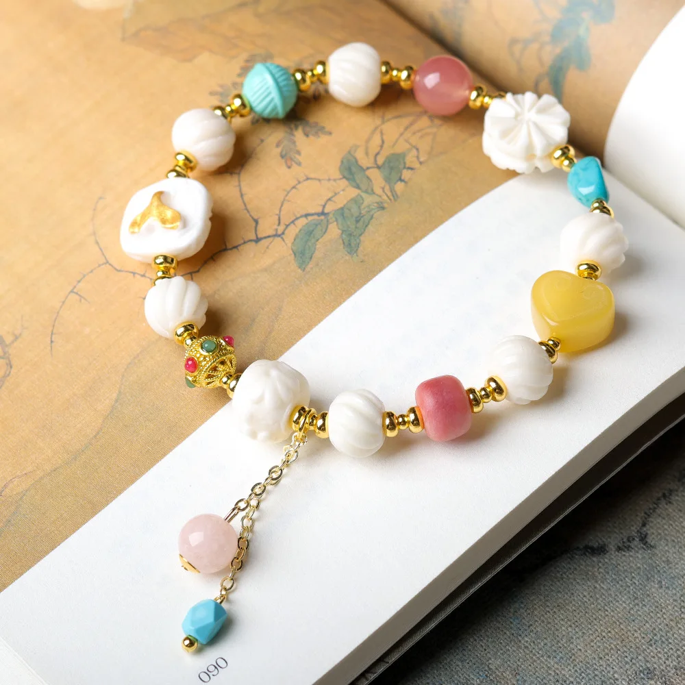 

Antler Root Pendant Bracelet: Southern Red Agate, Magnesite Turquoise & Multi-Gem New Chinese Style Beaded Gift Bracelet