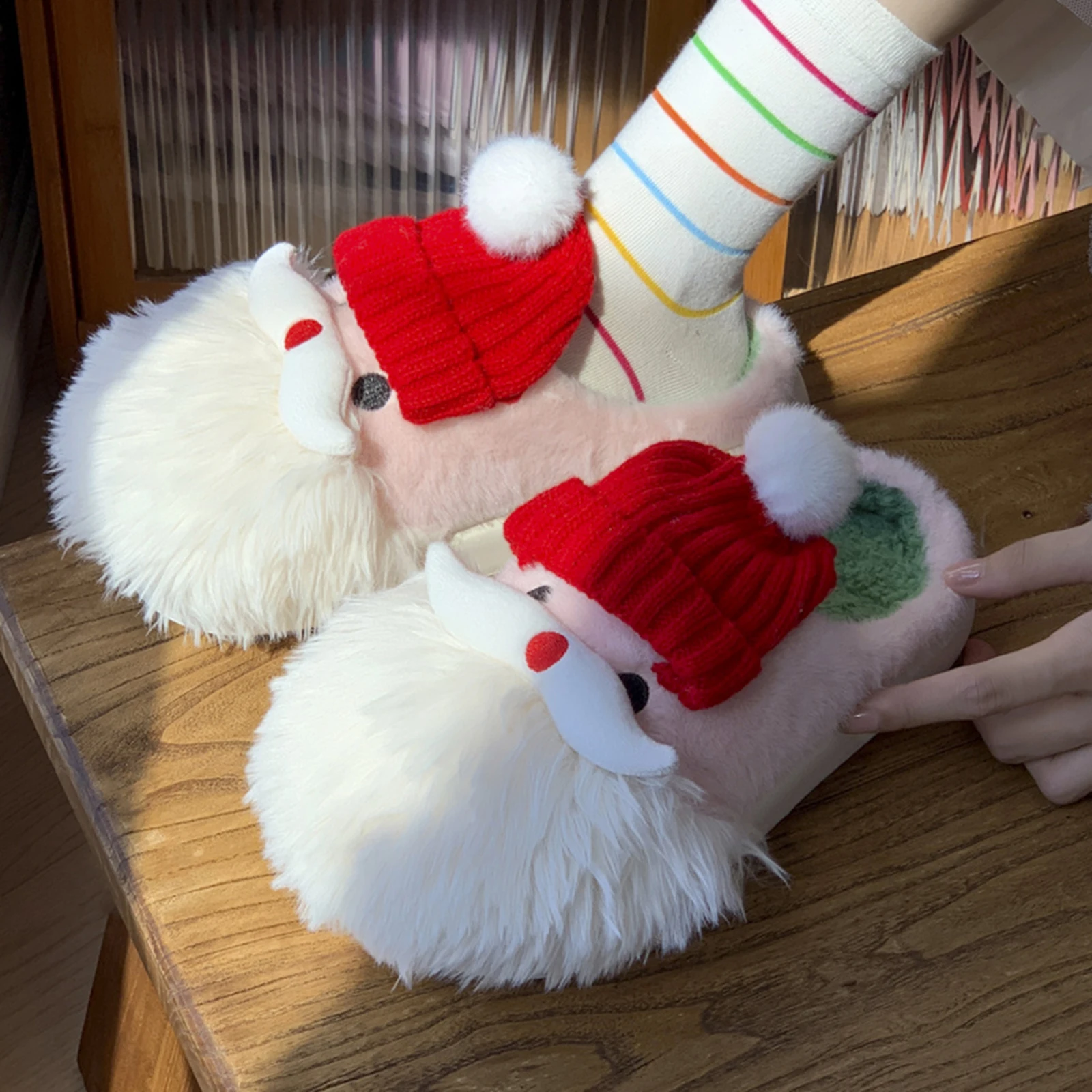 Clown/Santa Claus Flat Thermal Slippers Anti Slip Comfortable Furry Slippers Thicken Fluffy Home Slippers for Men Women - Image 3