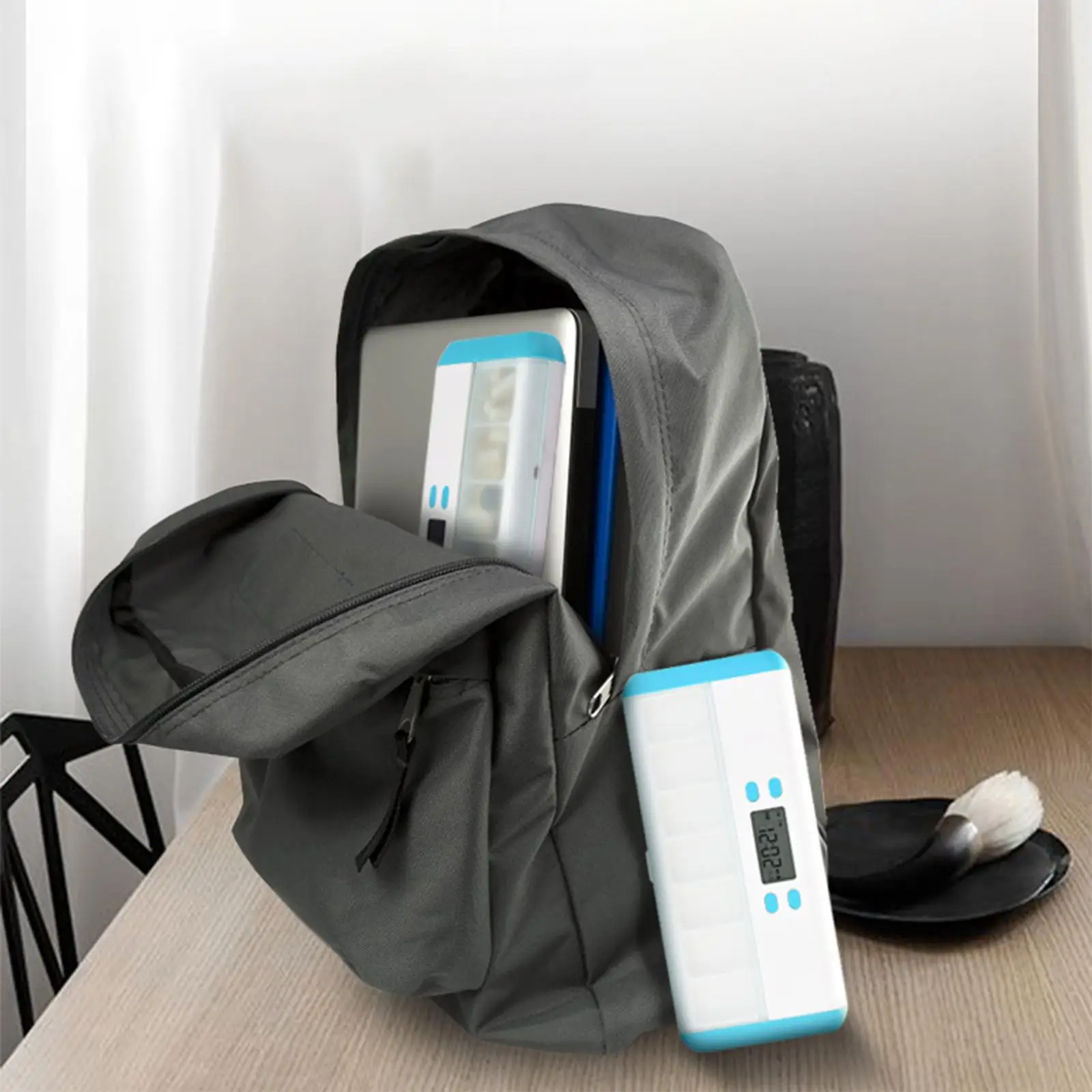 

Portable 7 Grid Pill Box Reminder Intelligent Timing Container Medicine Boxes