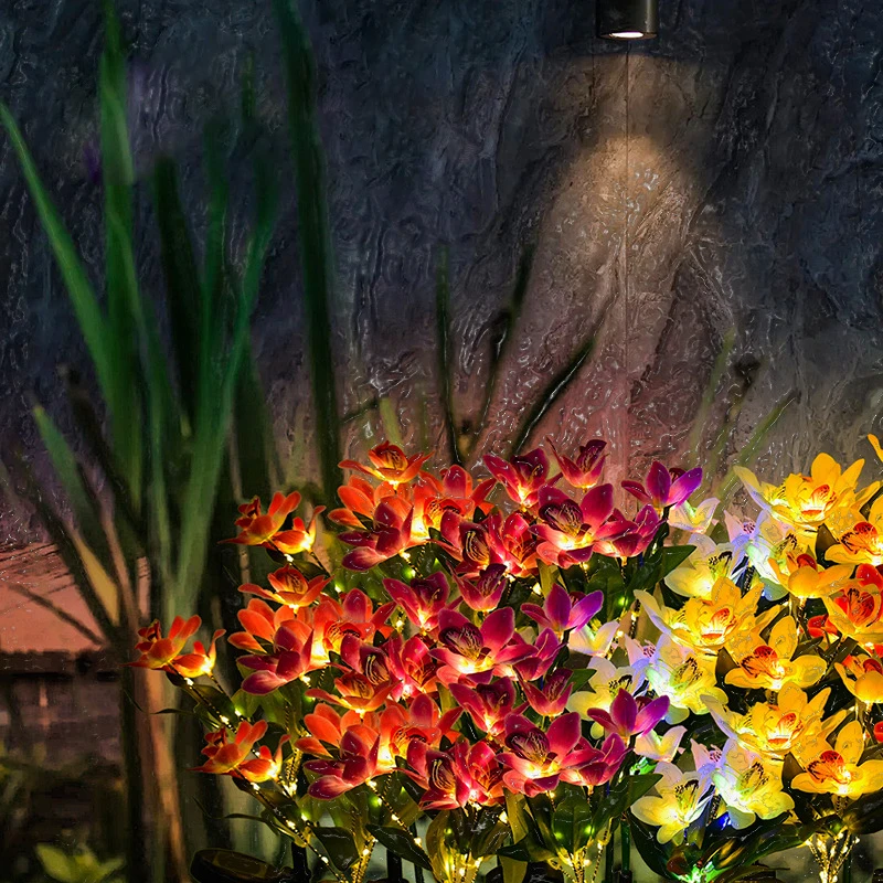 Lampe LED solaire d'extérieur en forme d'orchidée, imperméable, luminaire décoratif d'extérieur, idéal pour une pelouse, une Villa, une allée, un couloir, un jardin ou des vacances, noël