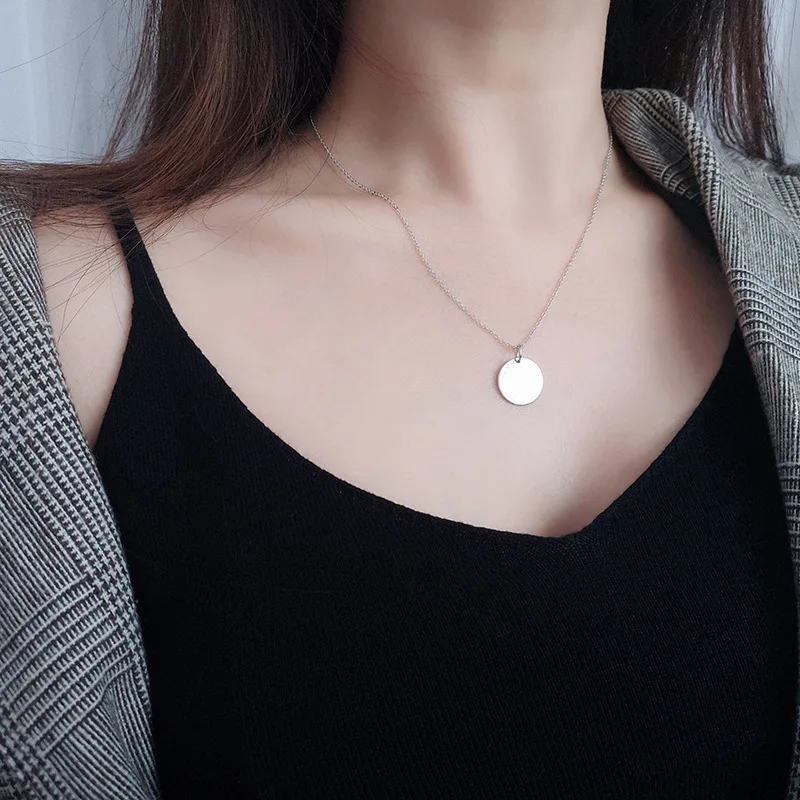 Minimalist Personalized 925 Sterling Silver Round Pendant Necklace with Customized Engraving