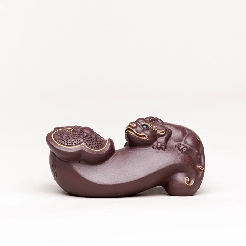 Purple Clay Pixiu Tea Pet with Gilded Ruyi Detail, Handcrafted Zisha Ornament, Cultivable Tea Tray Decor