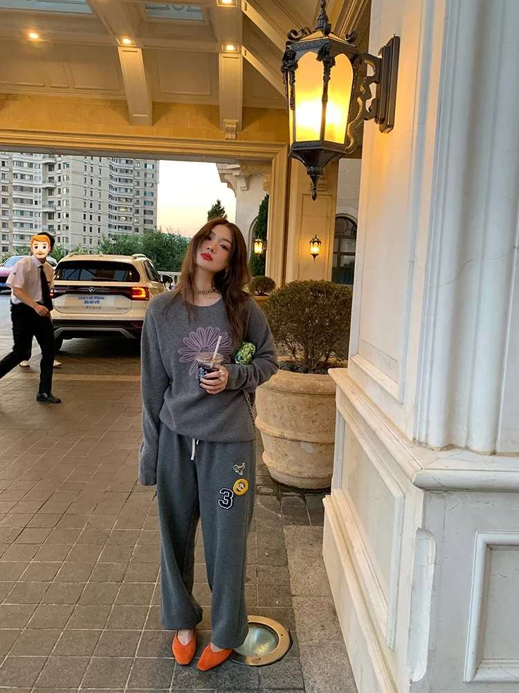 Spodnie codzienne dla kobiet, luźny krój, sportowy styl, wysoki stan, proste nogawki, dzianinowe spodnie bawełniane na jesień 2023