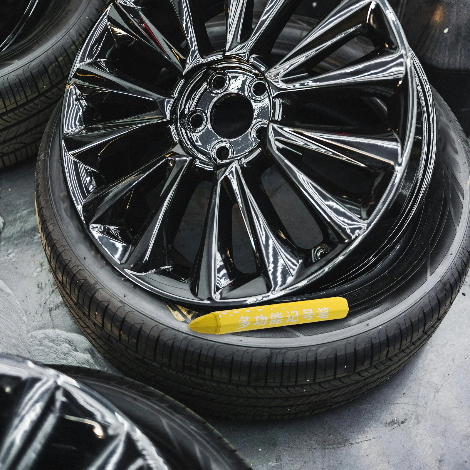 

Tire Marker Pens Wax Tire Marking Crayons Durable Fade Resistant Easy To Use For Cars Bikes Motorcycles Yellow Golden Chalk