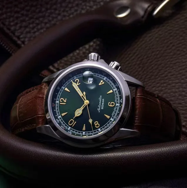 ​ Reloj cronógrafo de lujo para hombre, cristal de zafiro, resistente al agua hasta 100M, movimiento de cuarzo de acero inoxidable, indicador de fecha, 2025