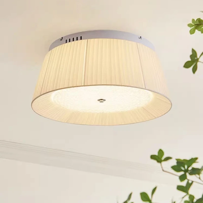 Plafonnier au design moderne et romantique, éclairage d'intérieur, luminaire décoratif de plafond, idéal pour une chambre à coucher, un bureau ou une chambre à coucher