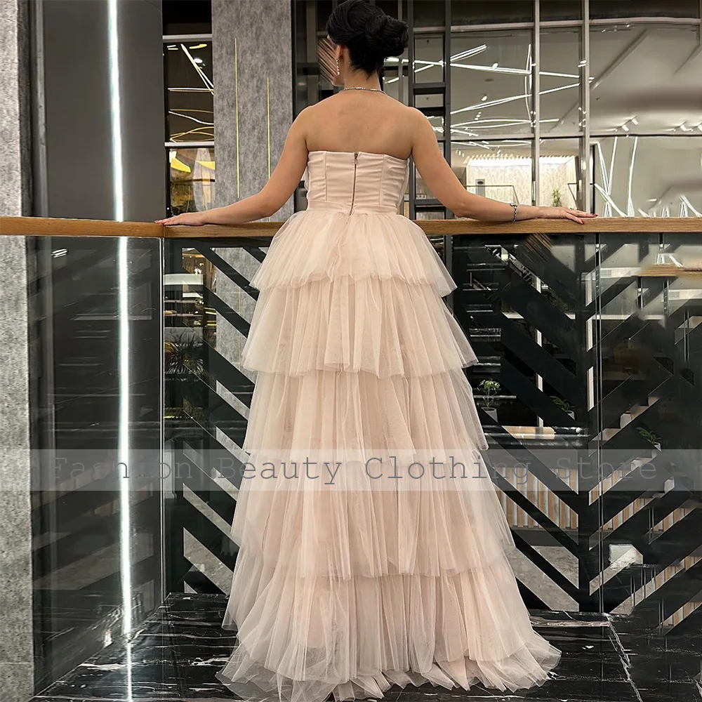 Champagne Afstudeerjurken Met Tule Gelaagde Liefje Een Lijn Elegante Homecoming-Jurken Voor Dames 2024 Formele Feestjurk Met Riem