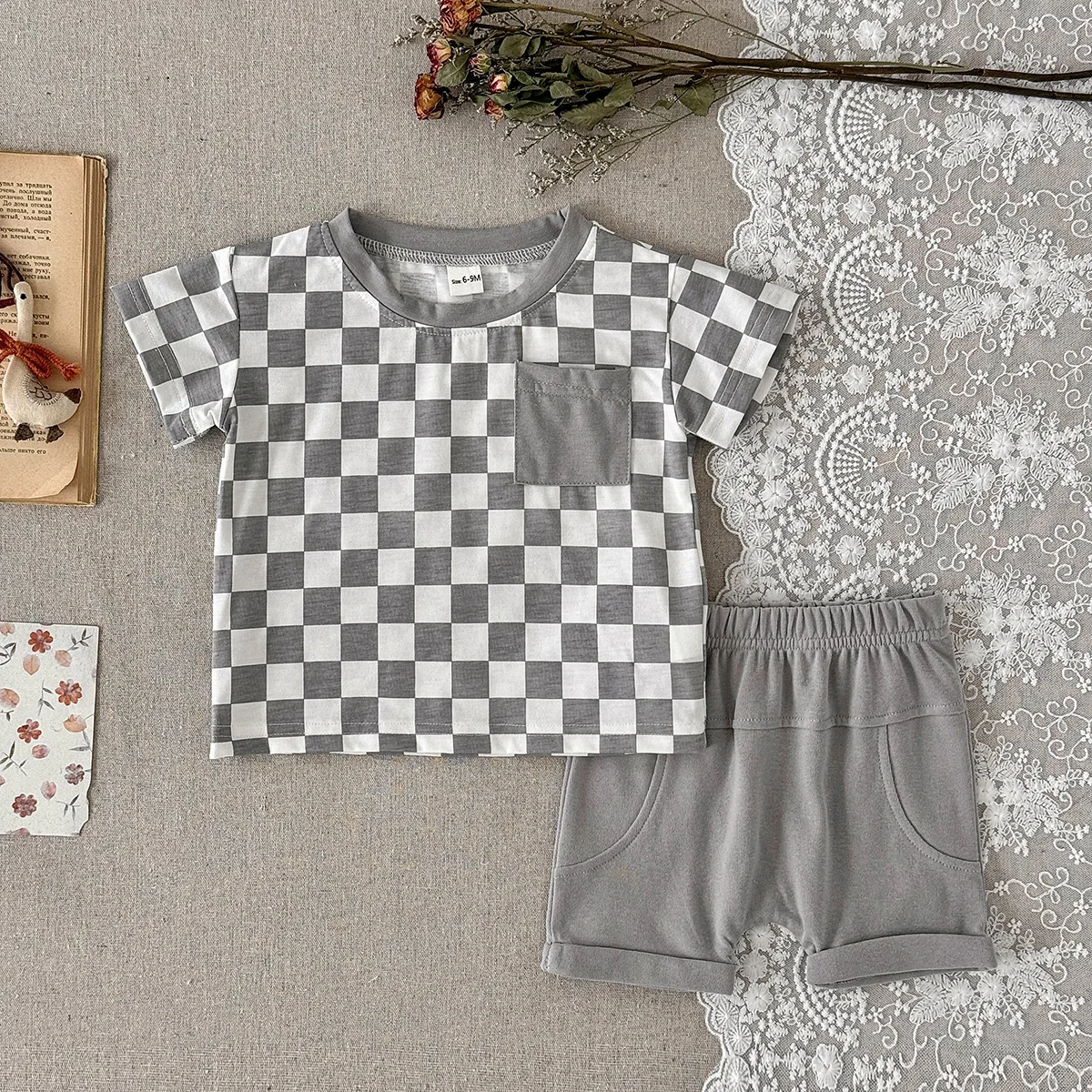 

2026 Summer 3M-3T Baby Set Classic Checkered Print Short-sleeve T-shirt and Solid Color Shorts 2PCS Baby Boys Suit