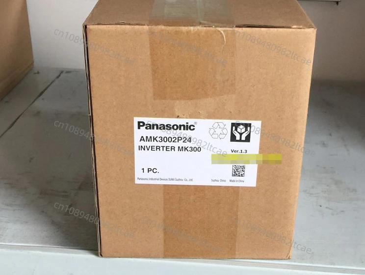 For Panasonic Frequency Converter Amk3002p24 Three-phase 400V 2.2kW New Original Amk3002p24