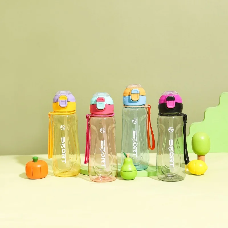 

Портативная чашка для воды для взрослых. Компактная и мини-пластиковая чашка с высоким внешним видом для женщин, мужчин, детей и студентов. Идеально подходит для занятий спортом.