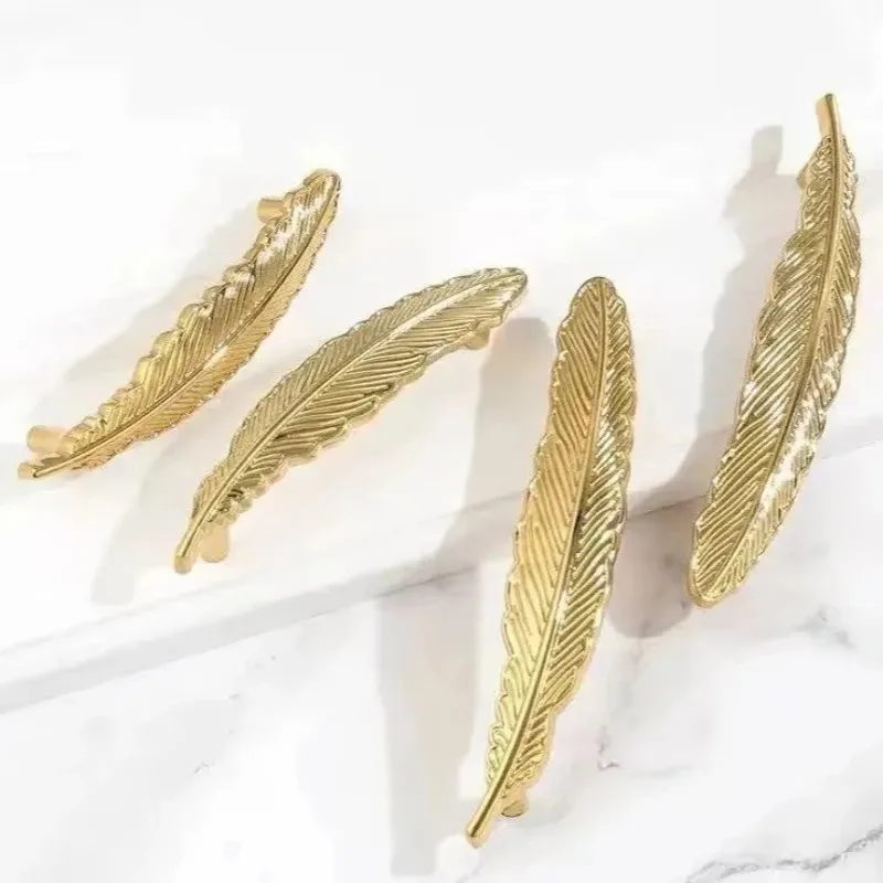 

Modern Simple Brass & Copper Handle - Feather Gold Finish for High-Grade Cabinet/wardrobe Door