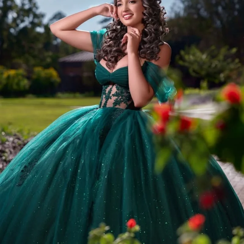 

Simple Shiny Dark Green Quinceanera Dresses Glitter Crystal Decal off-shoulder Long tail Vestido 15 Quinceanera Customize