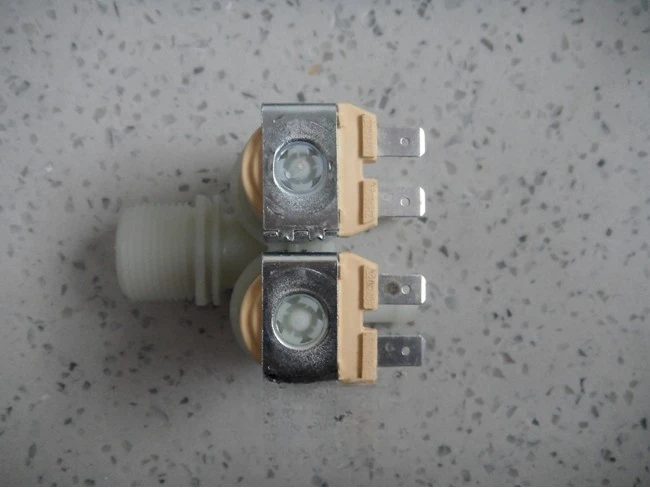 1 قطعة لصمام مدخل المياه للغسالة الأوتوماتيكية من سامسونج DC62-00267E