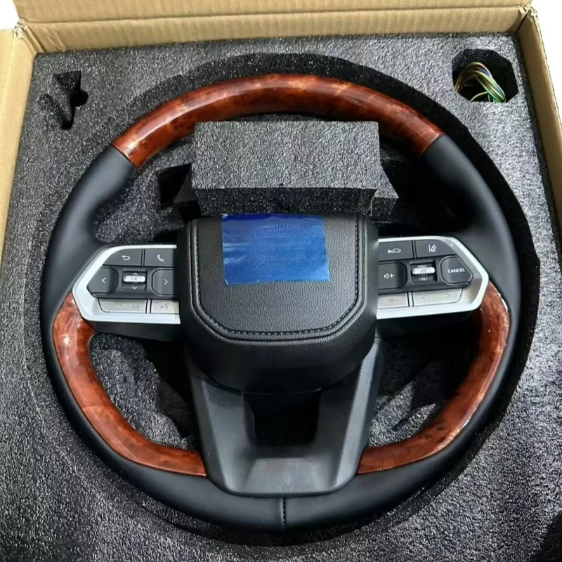 Full Leather Steering Wheel for Toyota Landcruiser Land Cruiser LC200 LC300 Prado 120 150 200 LC79 LC70 LC76 FJ70 FJ79 FJ200