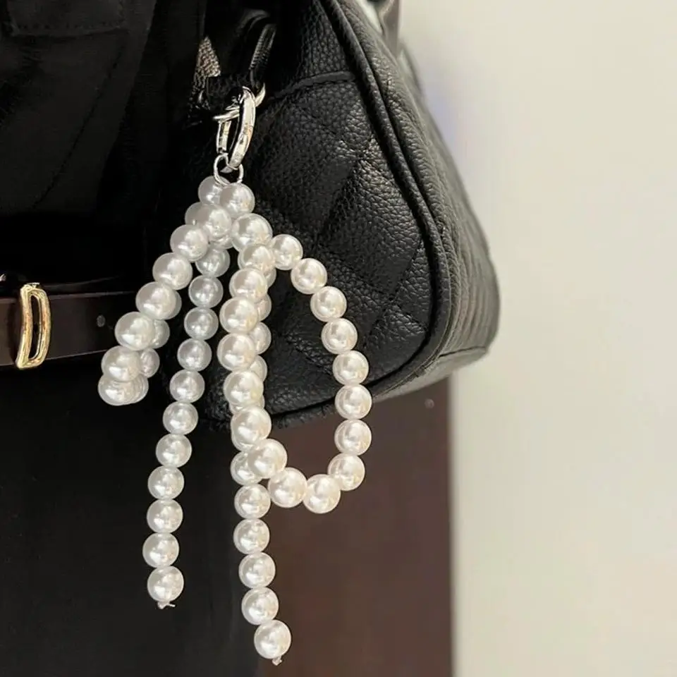 UILZ Pearl Bowknot Keychain Pendant Fashion Hanging Ornament Pendant Keyring Backpack Decoration Charm Jewelry For Girl Women