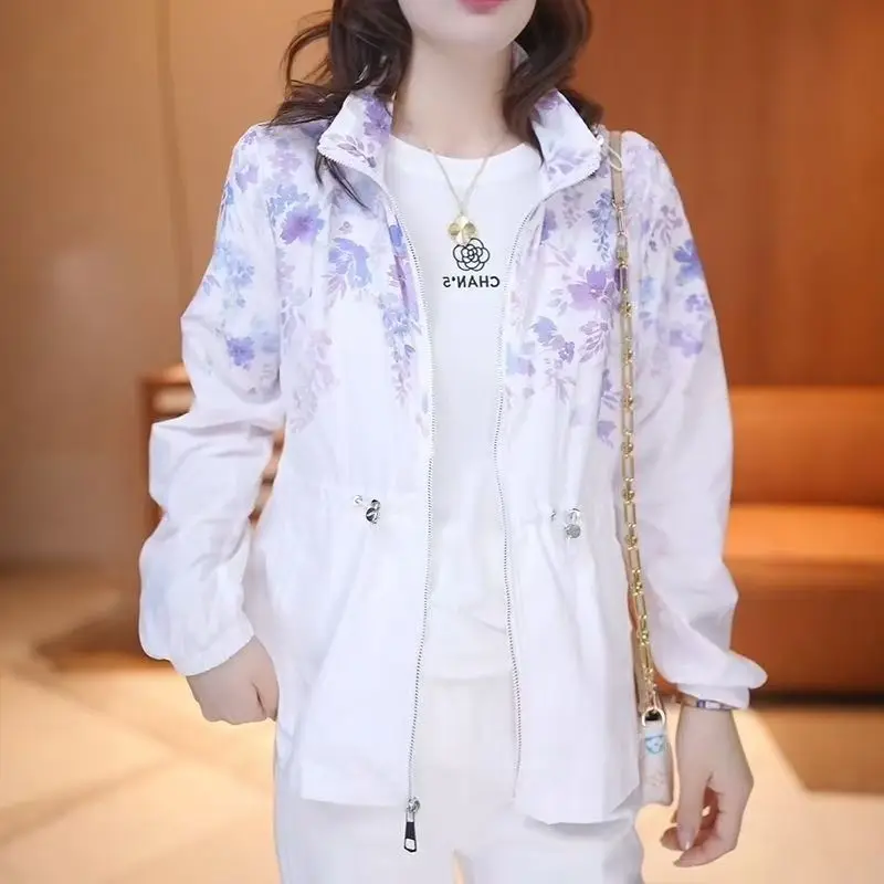 2027 Summer New Commuter Coat Ladies Joker Hooded Sunscreen Jacket Women's Loose Outcoat Fashion Design Sense Overcoat Print Top