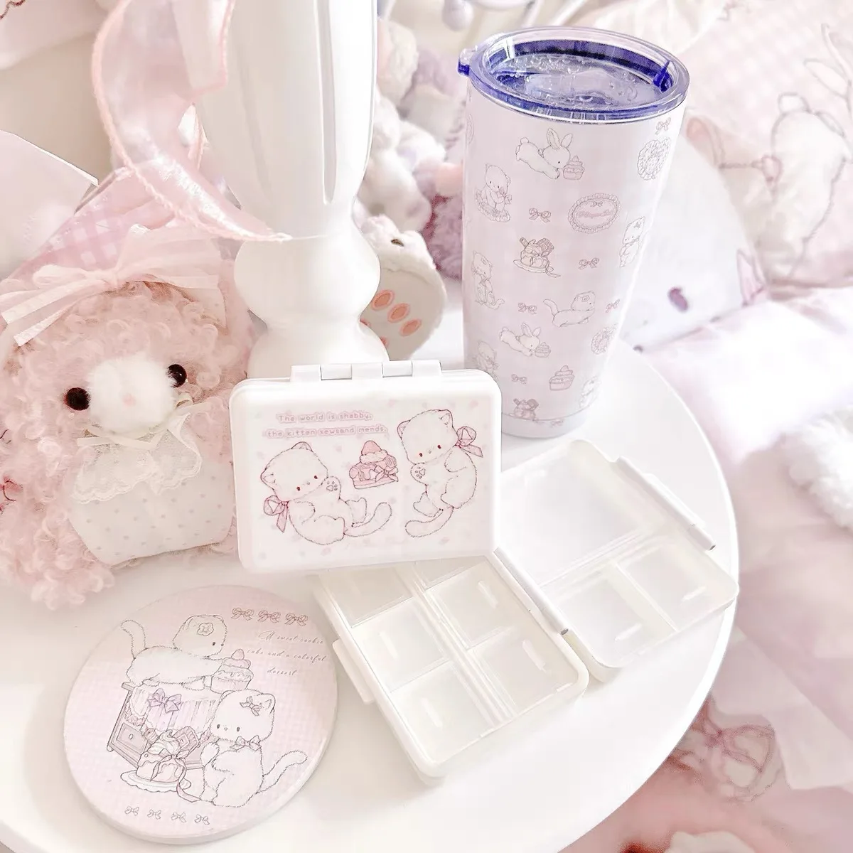 

Мини-портативный 8-сеточный ящик для таблеток, органайзер для лекарств, контейнер для путешествий, милый герметичный диспенсер для хранения таблеток, коробка для лекарств