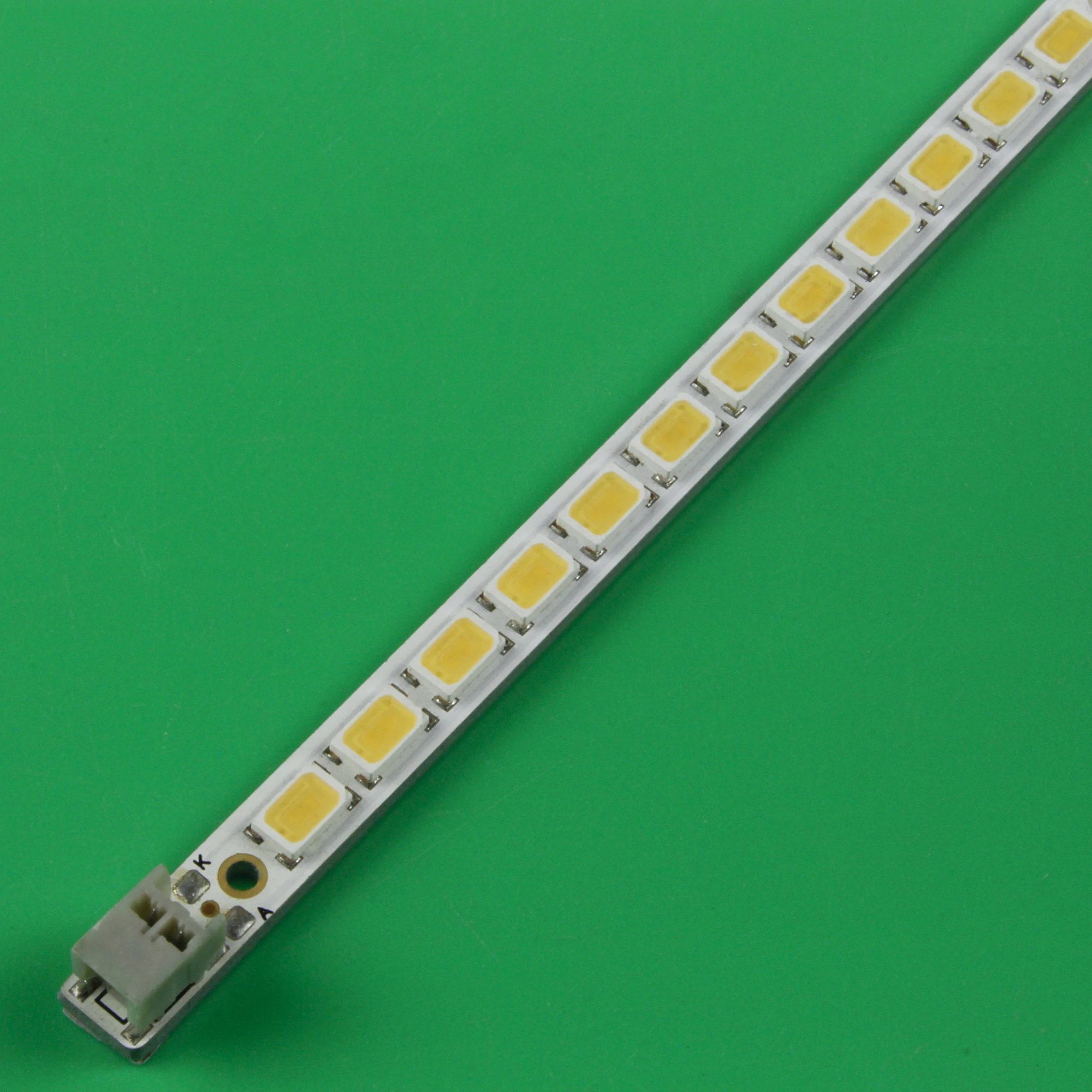 LED Backlight LJ64-02409B LMB-3200BM11 2010SVS32 50 For Samsung UE32C5000 UE32C4000 UN32C4000 UN32C4000PM T320HAE1-DB LTF320AP10