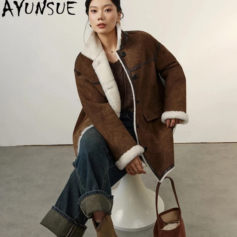 سترة من الجلد الطبيعي من فراء الأغنام من AYUNSUE للنساء 2025 معطف من الفرو الطبيعي ملابس شتوية دافئة للسيدات نمط جديد شوبانا Жenska