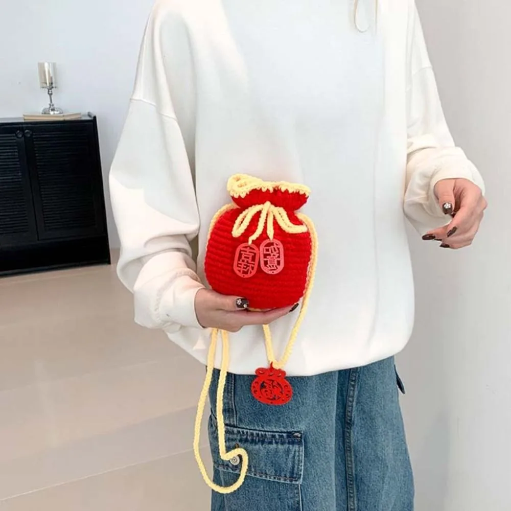 محبوك حقيبة كتف السنة الجديدة قلادة الدانتيل يصل الكروشيه حقيبة صوفية النمط الصيني مهرجان الربيع حقيبة ساعي للأطفال