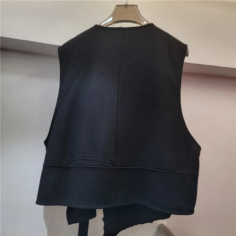 Tanntผู้หญิงเสื้อกั๊กไม่สม่ําเสมอเย็บปักถักร้อยพิมพ์สีดําเสื้อกันหนาวผู้หญิงแฟชั่นไม่สมมาตรผ้าพันคอเสื้อกั๊กเสื้อ 2025 ฤดูใบไม้ผลิใหม่