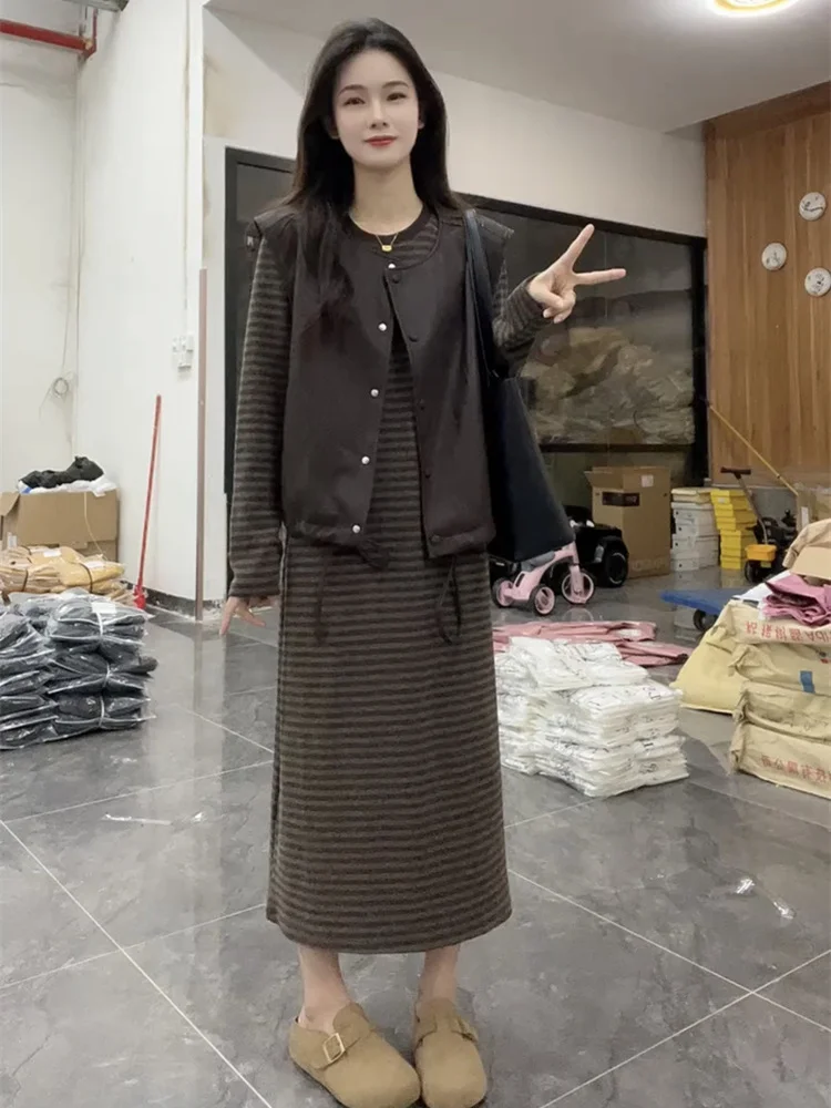 

Early Autumn New Women Slimming Set Korean Style Retro Loose Striped Long Style Dress And PU Leather Vest Two-Piece Set