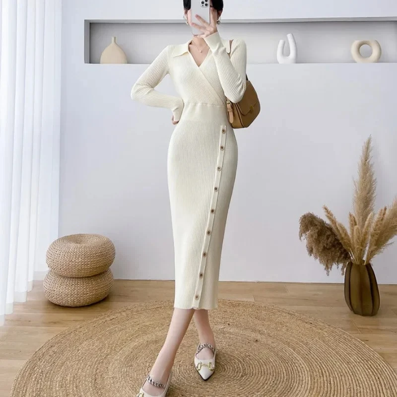 فستان على الطراز الفرنسي للخريف/الشتاء، تنورة ضيقة متوسطة الطول، فستان منسوج داخلي، ضيق بأكمام طويلة