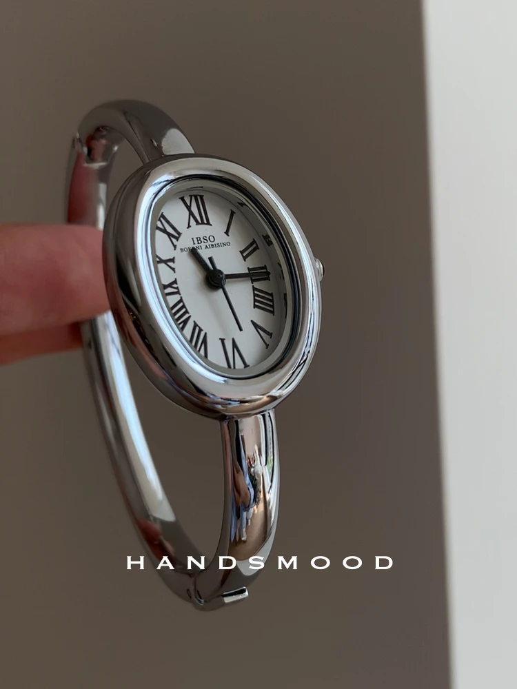 New Women'S WristwatchDelicate StrapSmall Dial, Quartz Watch, Elegant And Stylish, Trendy Women'S Watch, A Great Gift For Women.