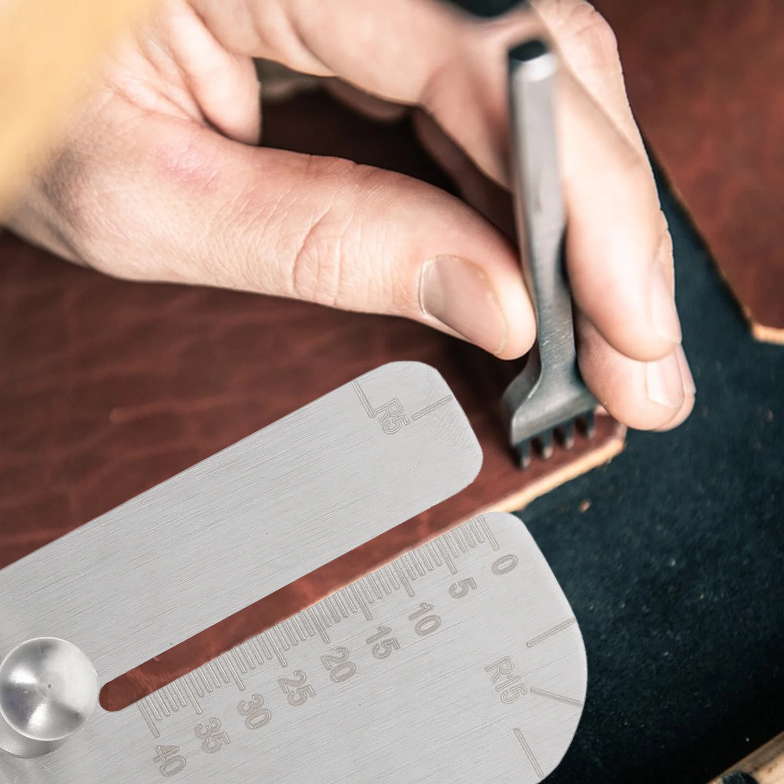 

Stainless Steel Stitching Punch Aid Plate DIY Craft Punching Tool Accurate Hole Punch Set for Stitching and