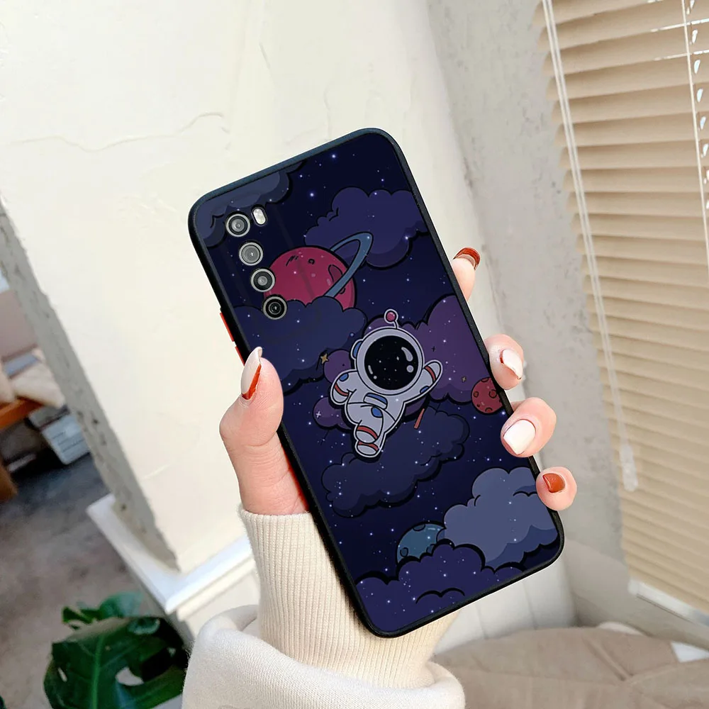 Luxury Moon Astronaut Rocket Frosted Translucent Phone case For Samsung S10 S9 Note20 10 A50 A12 A14 A22 A24 A32 A33 A31 Cover