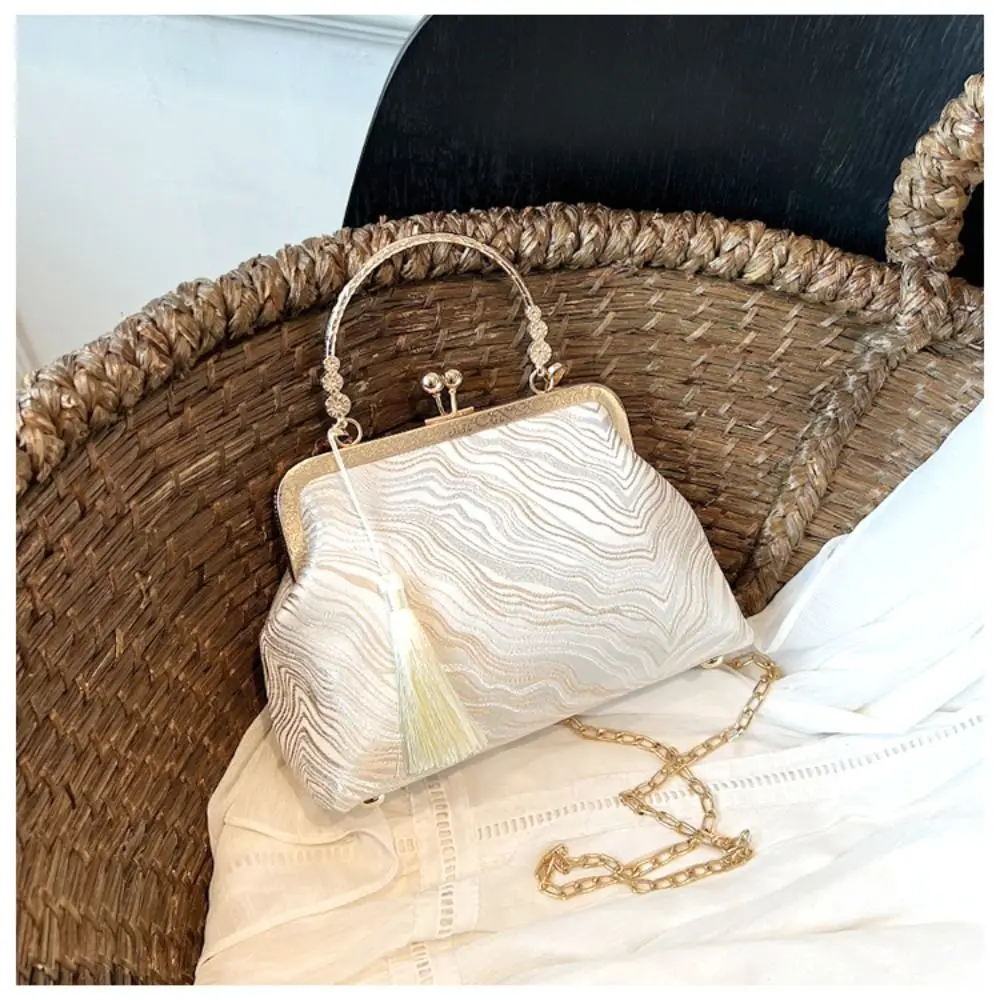 Silk cloth Chinese Style Handbag Fashion Elegant Chinese Style Women\'s Bag White Tassel Shoulder Bag