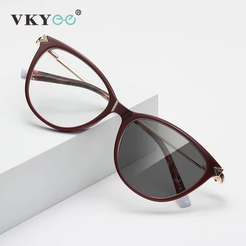 Imagen 1 del producto VKYEE, nueva moda, diseño de ojo de gato personalizado, gafas antiluz azul para mujer, gafas fotocromáticas graduadas personalizables LS235