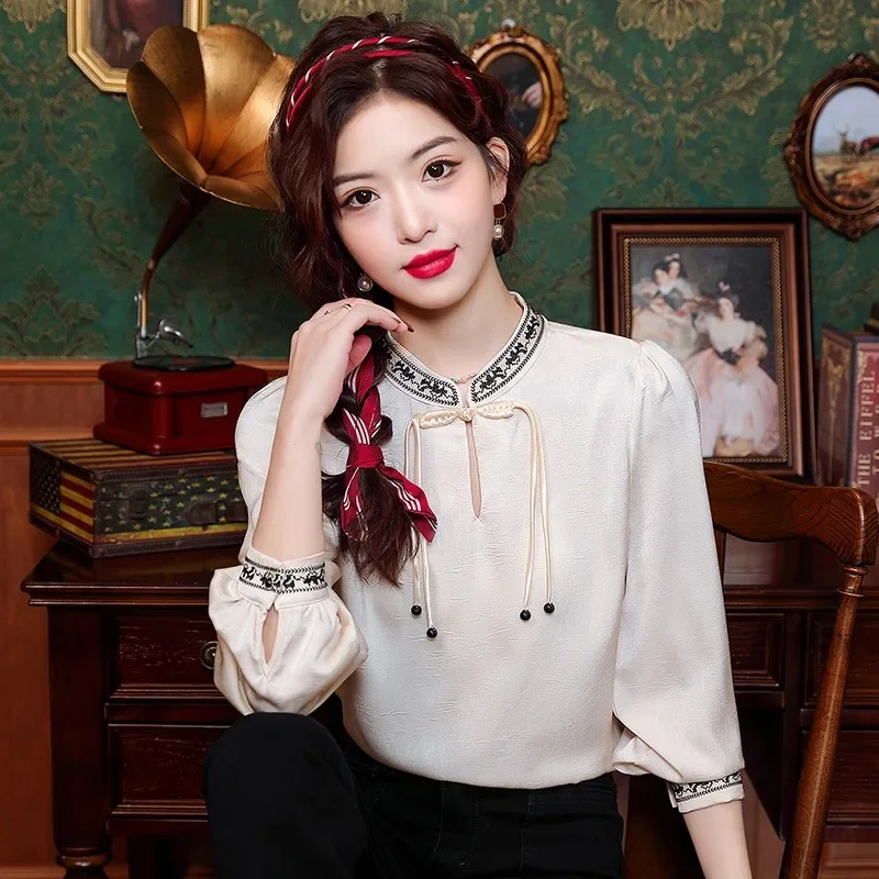 

Chiffon Women's Shirts Spring/summer Chinese Style Blouses Loose Vintage Women Tops Embroidery Fashion Clothing