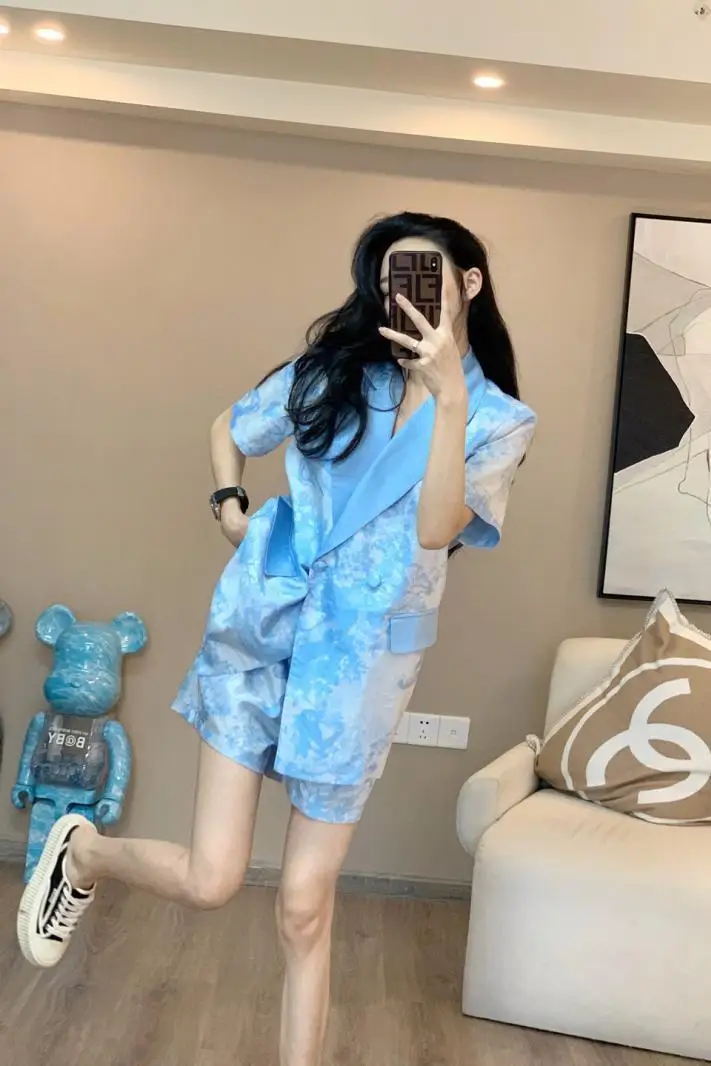 

​​Light Blue Tailored Coordinated Set French Chic Suit Shorts Summer Matching Suits Women Professional Essentials​​