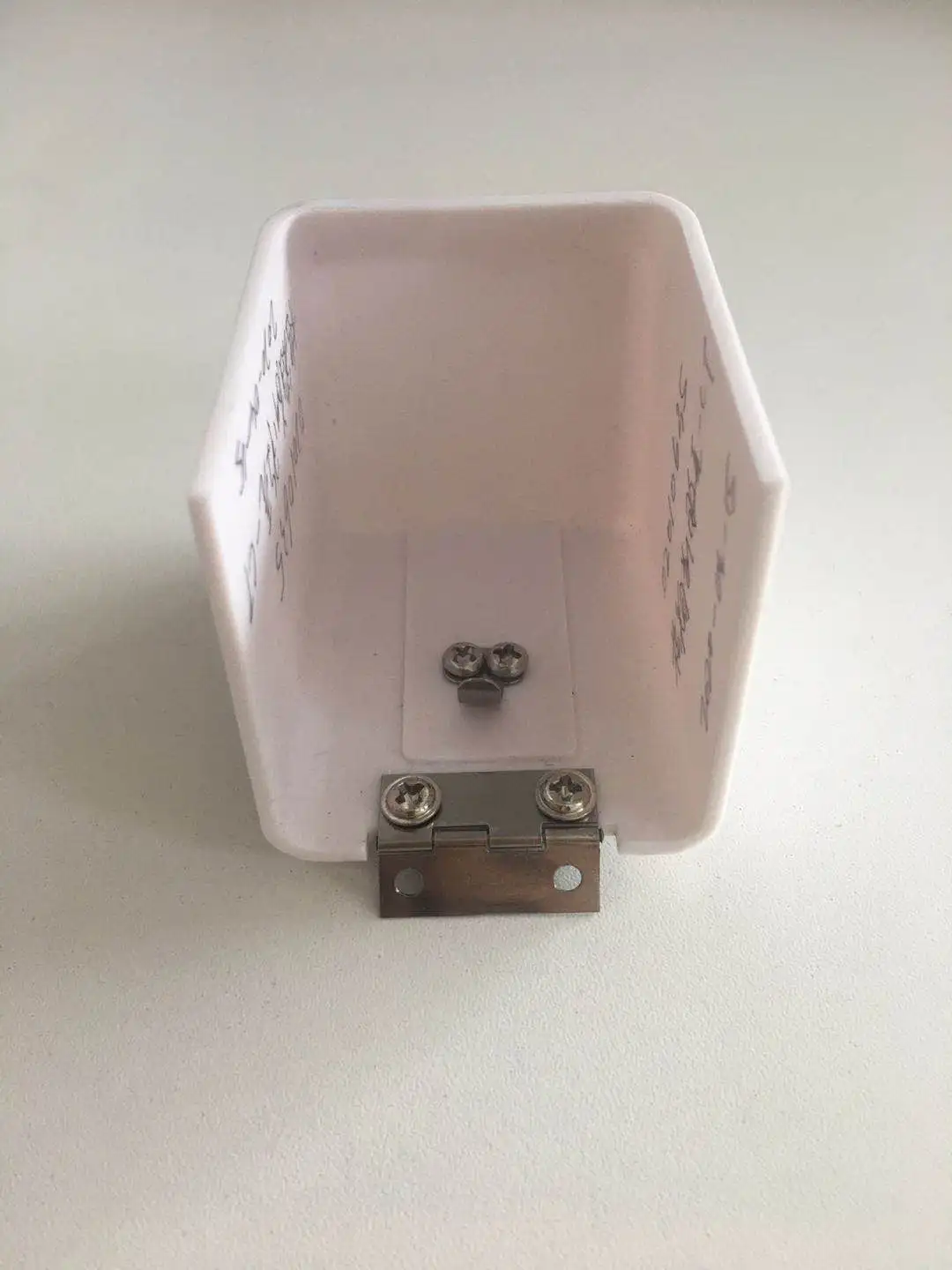 

2 Pcs Ricoma Cap Tubular Embroidery Machine Spare Parts Rotary Hook Base Cover Plastic Part CH