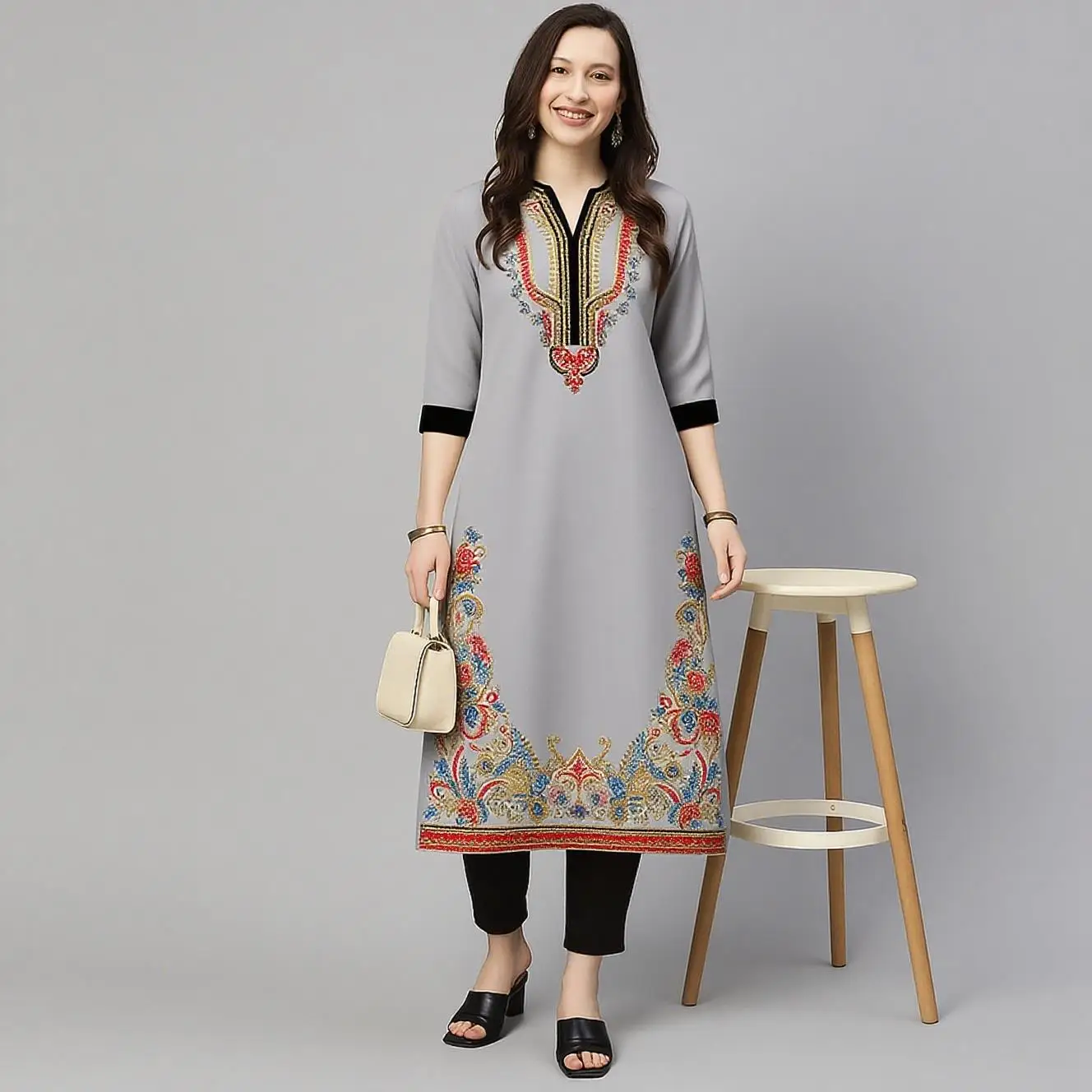 

Muslim Kurt Women's Casual Fashion Dress Long Sleeved Straight Tube Casual Ethnic Flower Kaftan Moroccan Women Robe