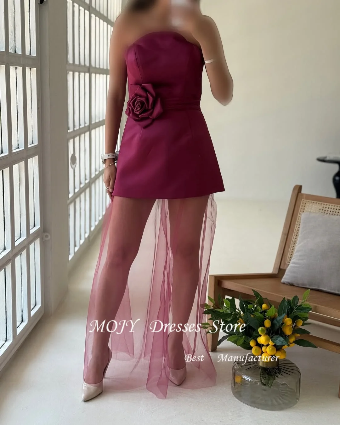 فساتين سهرة مثيرة من الساتان الأحمر من Mojy بدون حمالات مع زهور فساتين طويلة من التول مخصصة