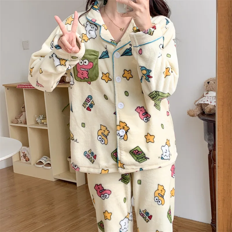 

Cartoon Crayon Shin-Chan Cute Coral Velvet Pajama Set Cute Autumn and Winter Thickened Velvet Home Clothes Set Holiday Gifts