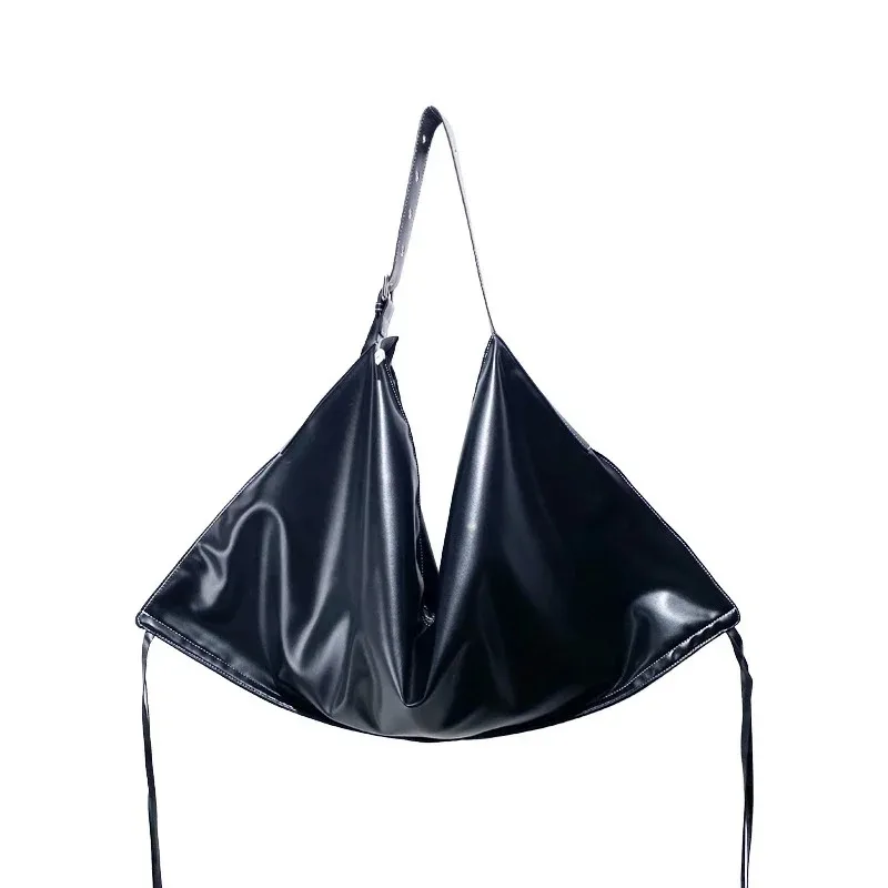 

Classic Design Tote Bags For Women 2025 New In Black Faux Leather Oversize Shoulder Bag Large Capacity Tassel Luxury Female Bags