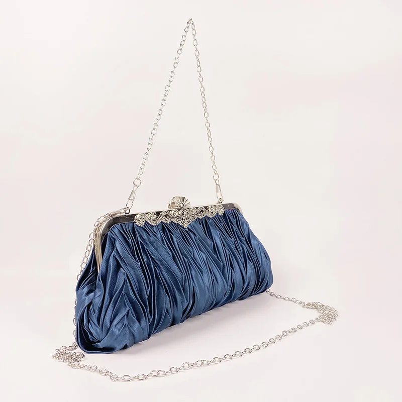 New pleated dinner bag, celebrity banquet clutch, one shoulder cross-body chain, high-end versatility, trendy clutch bag