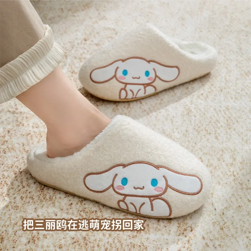 Kawaii Kuromi My Melody Hello Kitty Cinnamoroll Sanrio Student شباشب دافئة مريحة وجميلة أحذية كرتونية هدية للأطفال #2