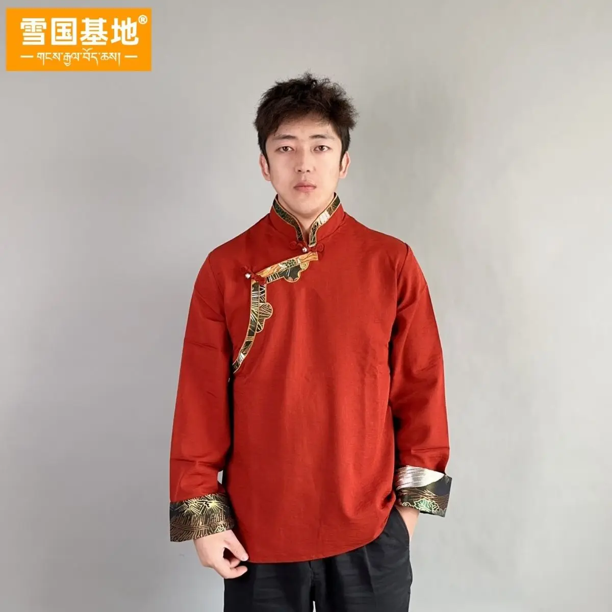 2026 Herrenoberbekleidungshemd im tibetischen Ethno-Stil mit Stoffstickerei