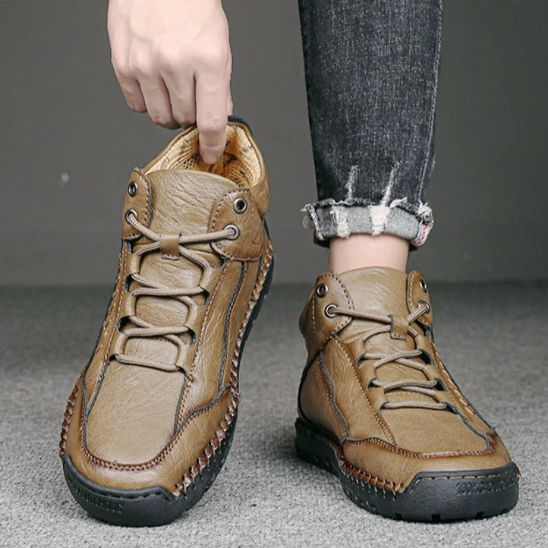 New 2025 Handmade Leather Casual Men Shoes Design Sneakers Man Breathable Leather Shoes Men Ankle Boots Outdoor zapatos casuales