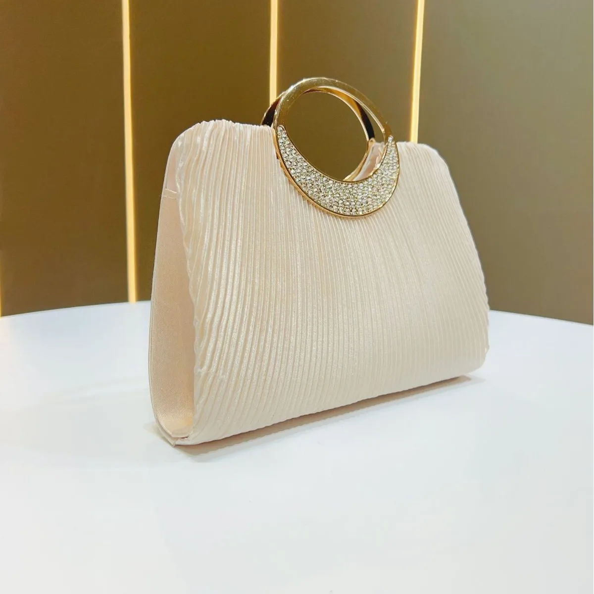 Luxury Pleated Evening Clutch Women’s Rhinestone Handbag Elegant Dinner Party Purse Crossbody Chain Shoulder Bag Banquet Tote