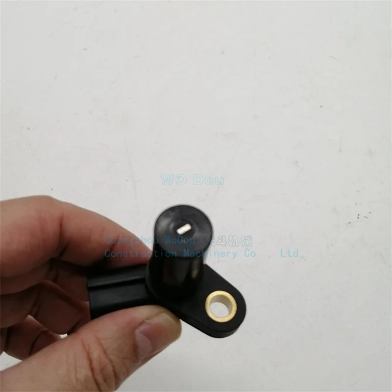 Excavator Accessories Suitable for Sumitomo SH200A3 SH220A3 Speed (Crankshaft Camshaft Position) Sensor 8-97240790-0 8972407900