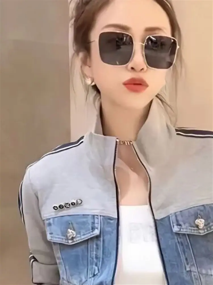 

Женская джинсовая куртка в стиле ретро с пэчворком, весна 2023, на молнии, с коротким рукавом, воротником-стойкой, приталенная, в корейском стиле, топ-куртка для женщин