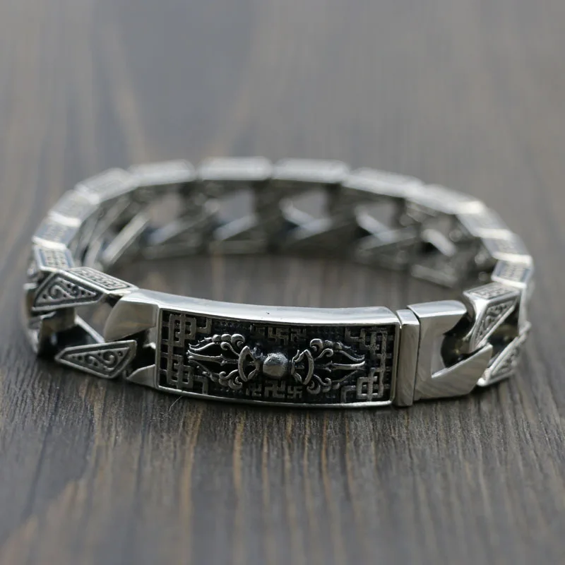 

S925 sterling silver retro distressed Thai silver embossed diamond pestle bracelet swastika character protective body hanging ch